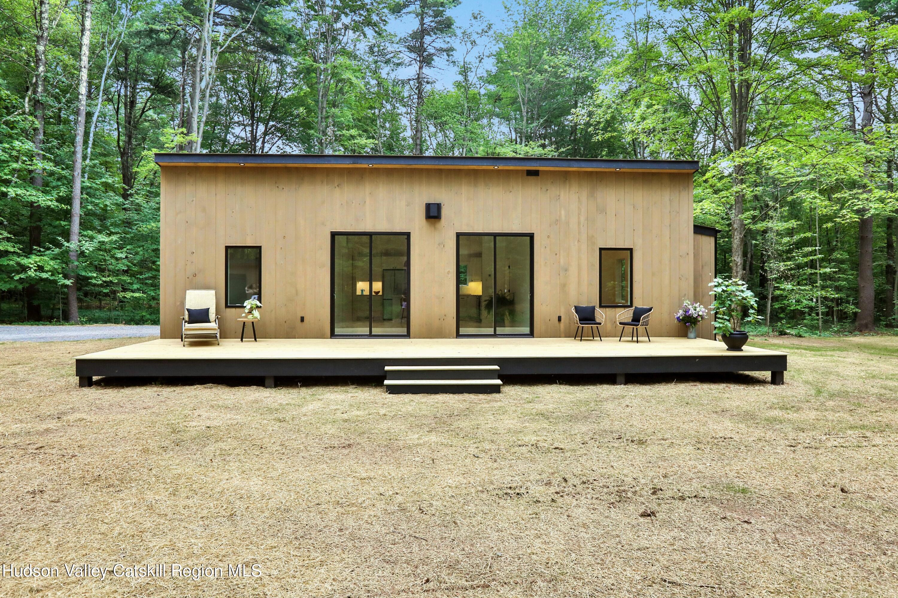 375 Pennsylvania Avenue