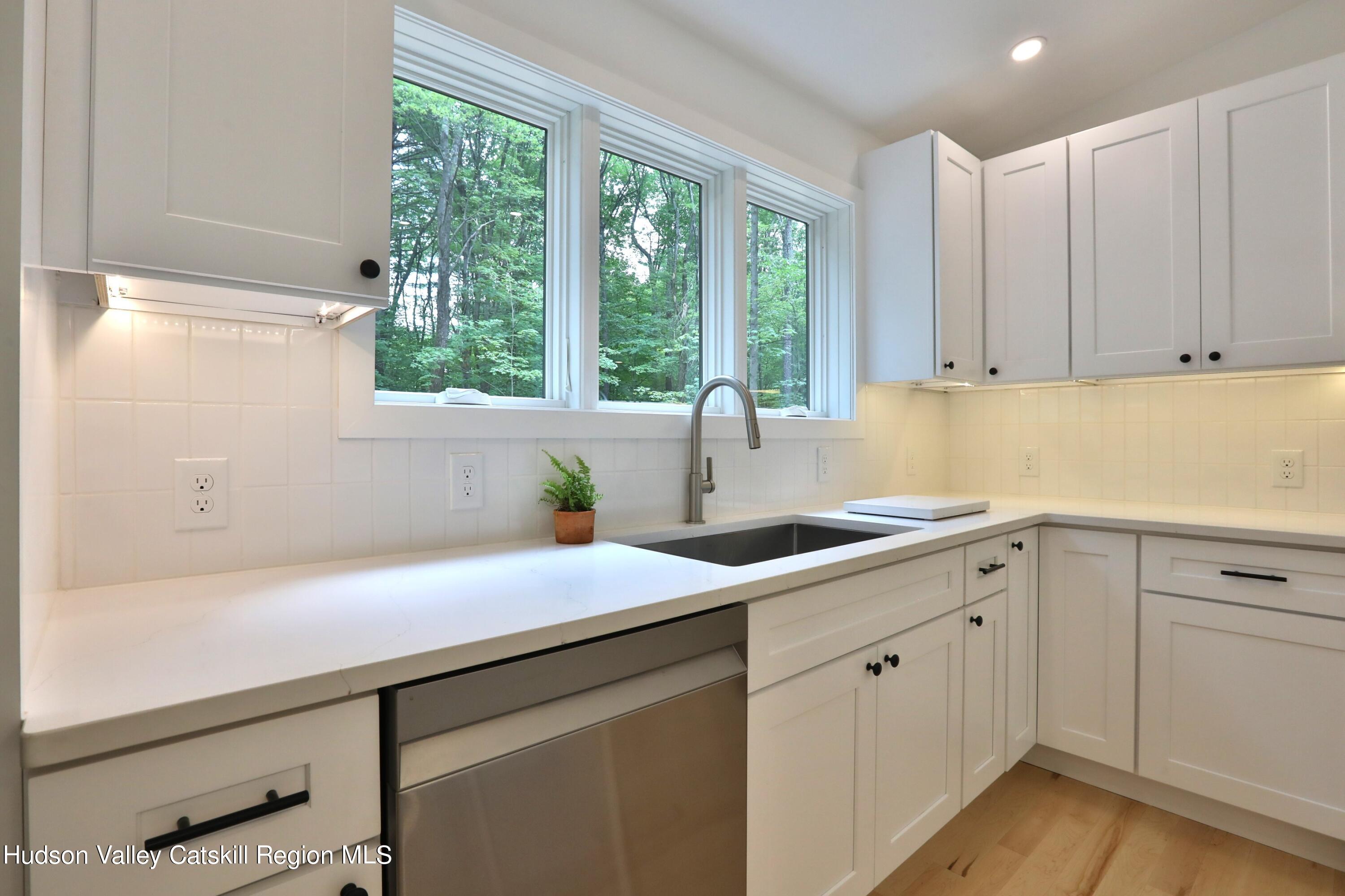 375 Pennsylvania Avenue