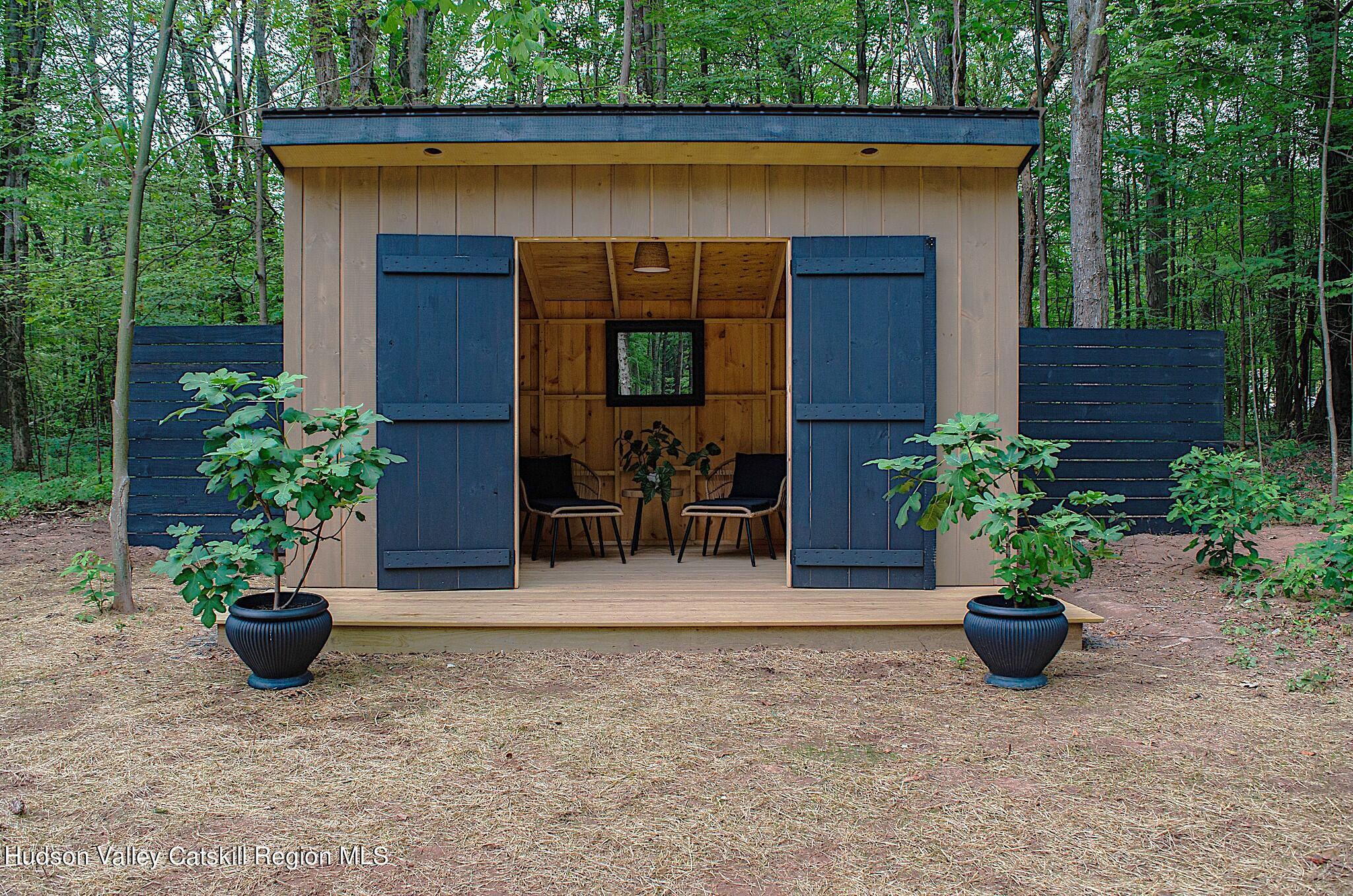 375 Pennsylvania Avenue