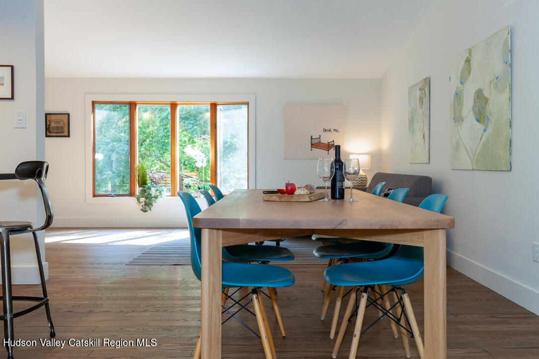 853 Lucas Ave Extension