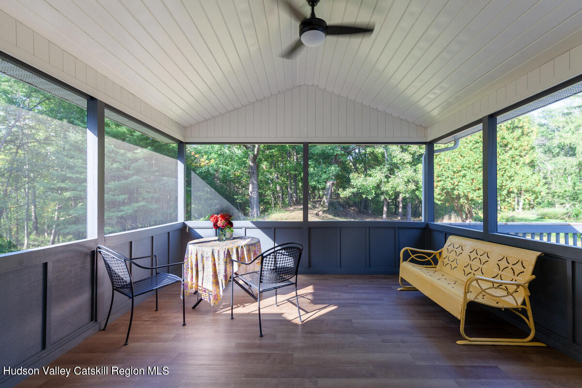 853 Lucas Ave Extension