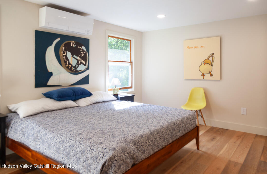 853 Lucas Ave Extension