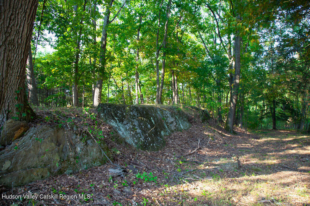 853 Lucas Ave Extension