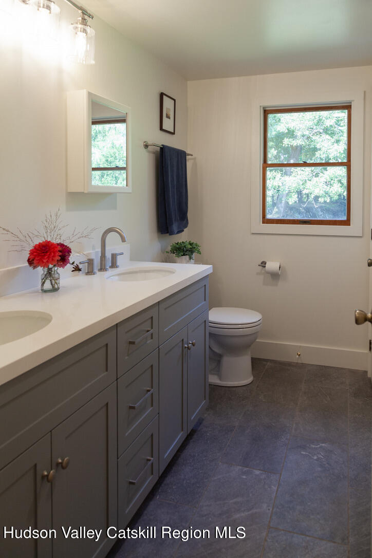 853 Lucas Ave Extension