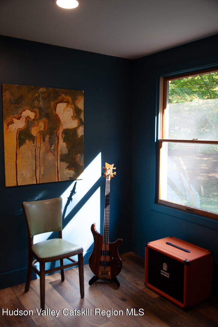 853 Lucas Ave Extension