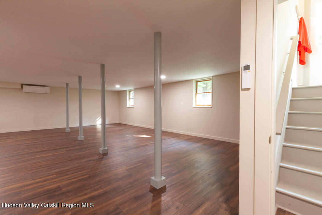 853 Lucas Ave Extension