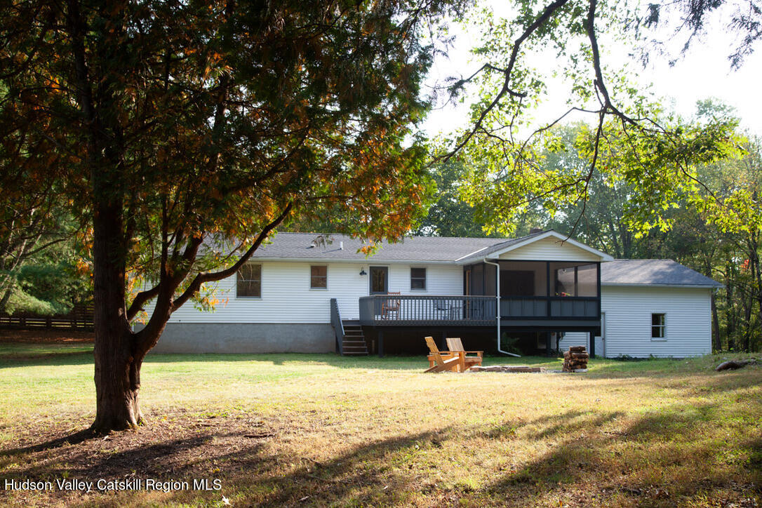 853 Lucas Ave Extension