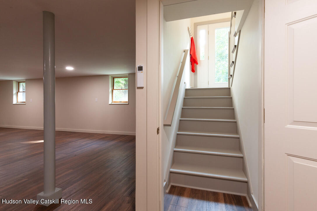 853 Lucas Ave Extension