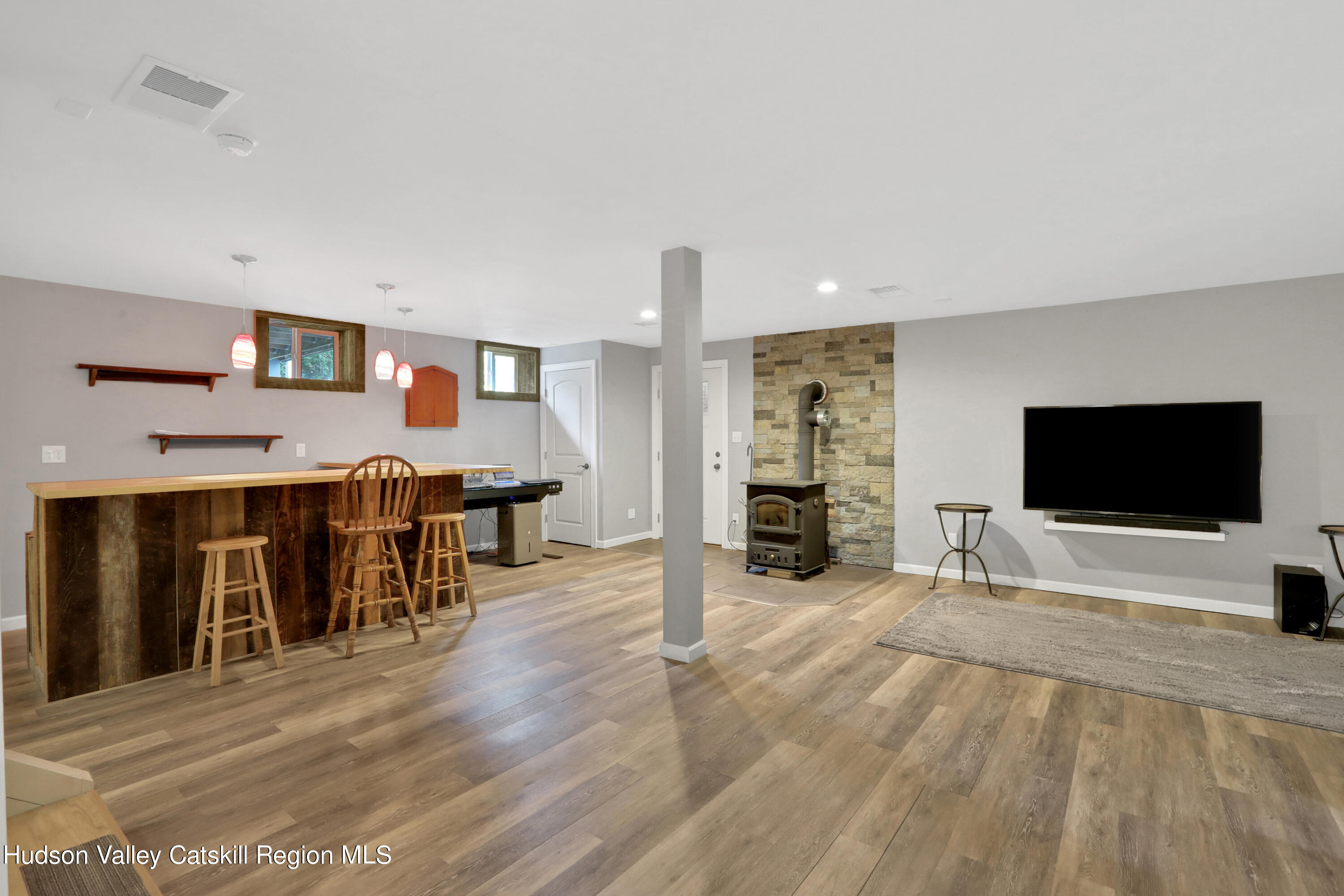 14 Spike Horn Road