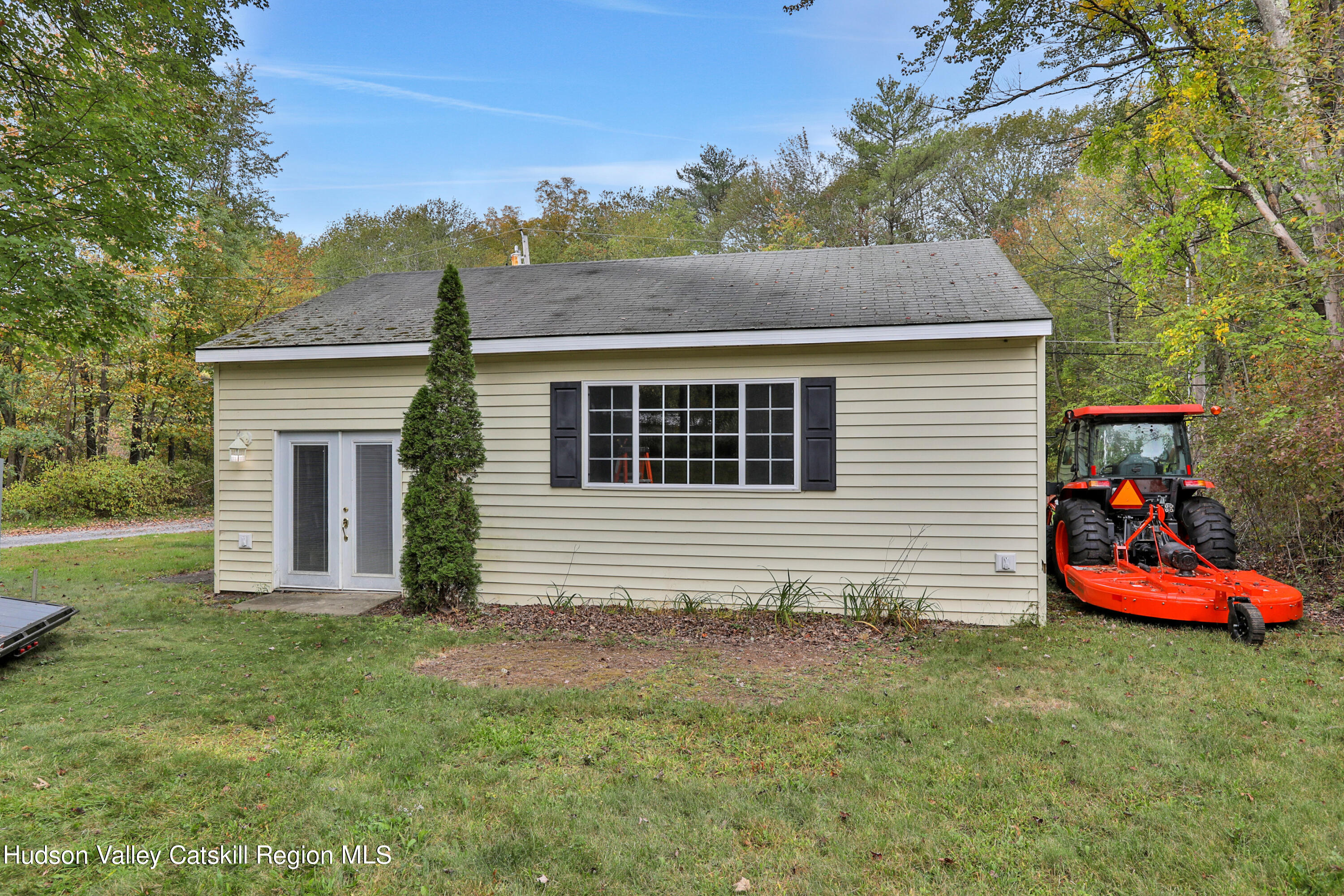 14 Spike Horn Road