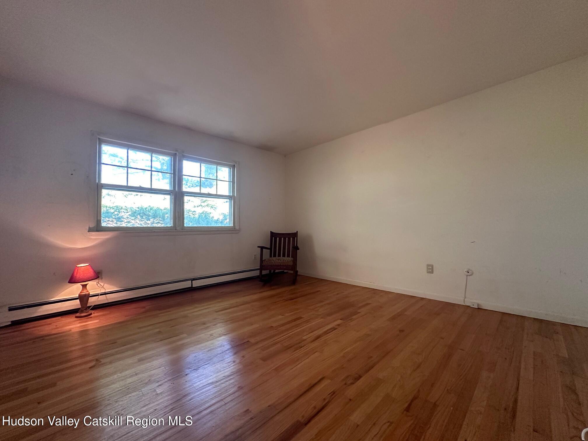 136 N Chestnut Street, 1d