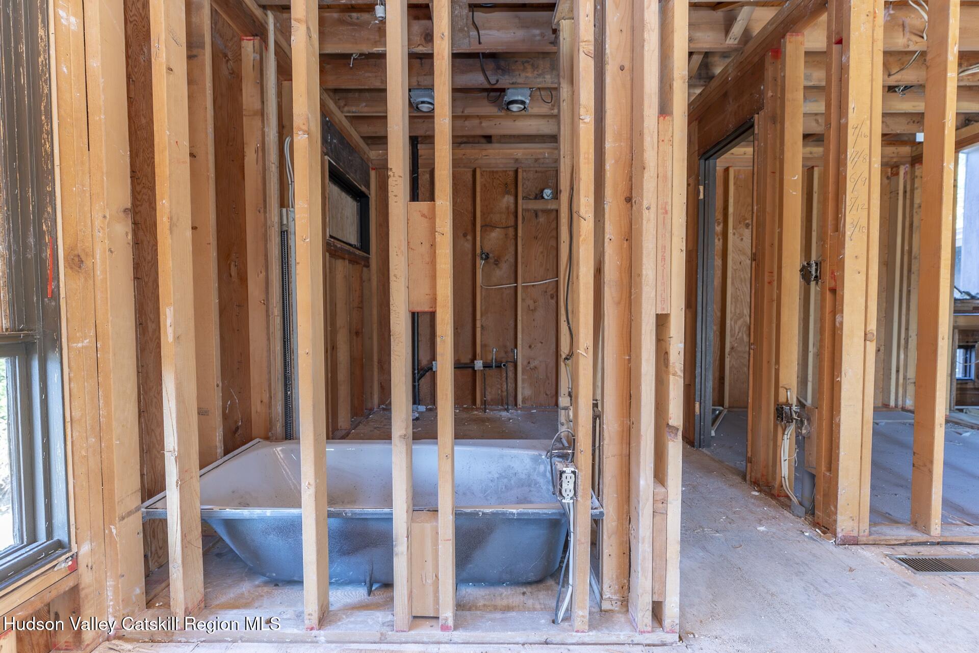 32 Lynette Boulevard