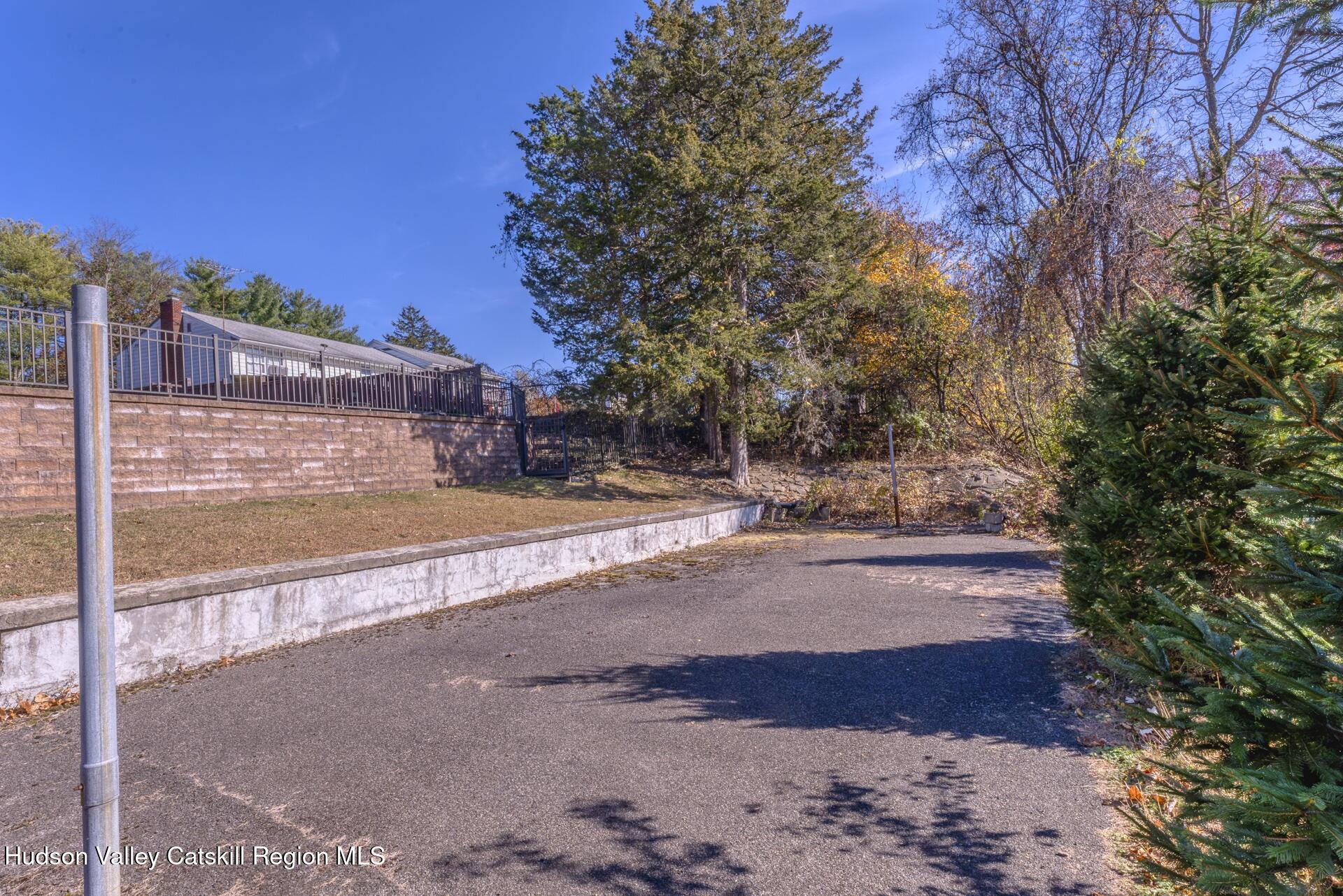 32 Lynette Boulevard