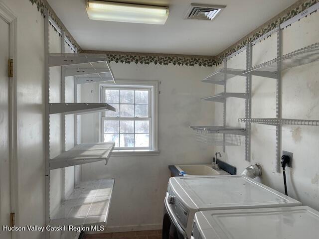 237 S Ohioville Road