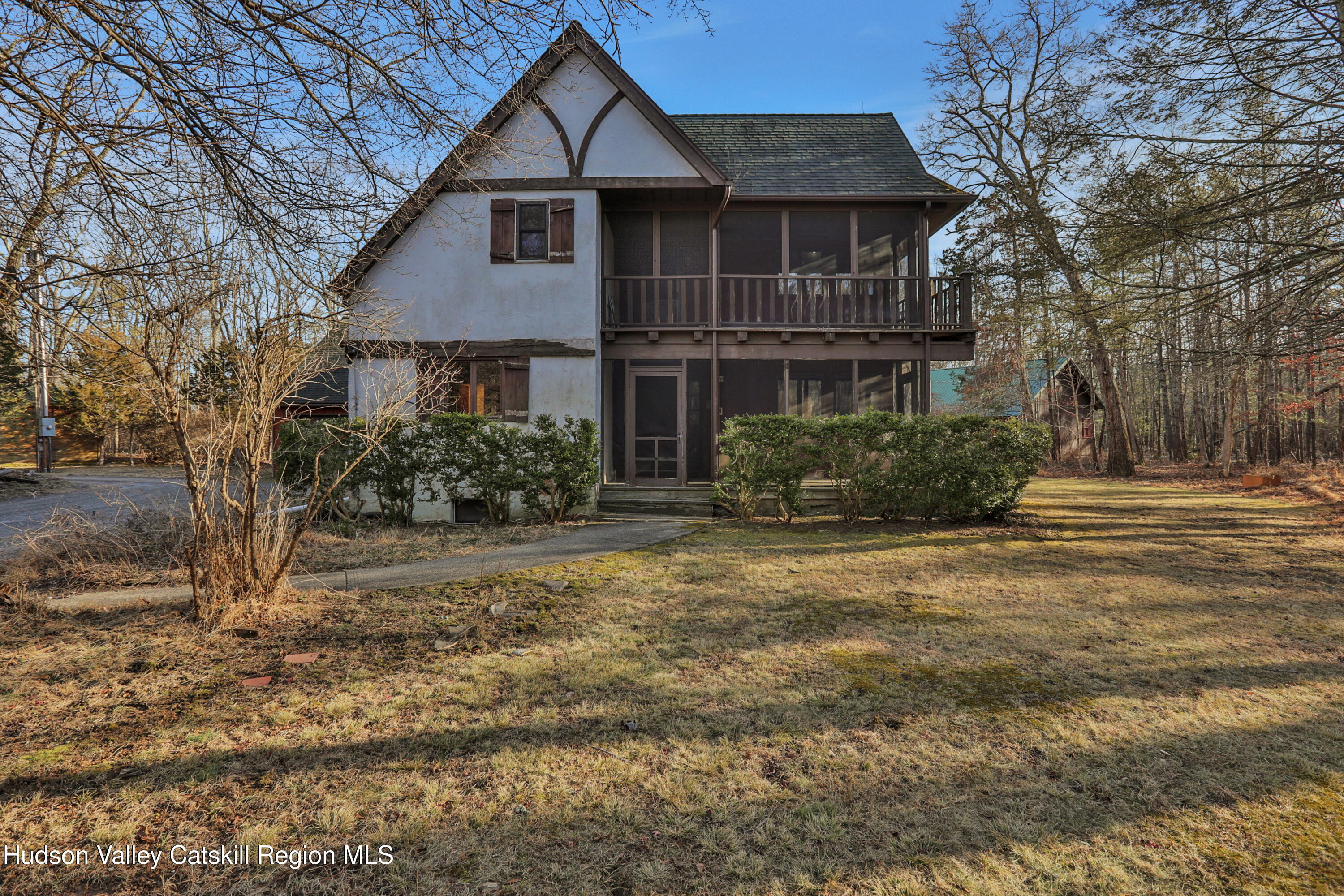 83 West Saugerties Road