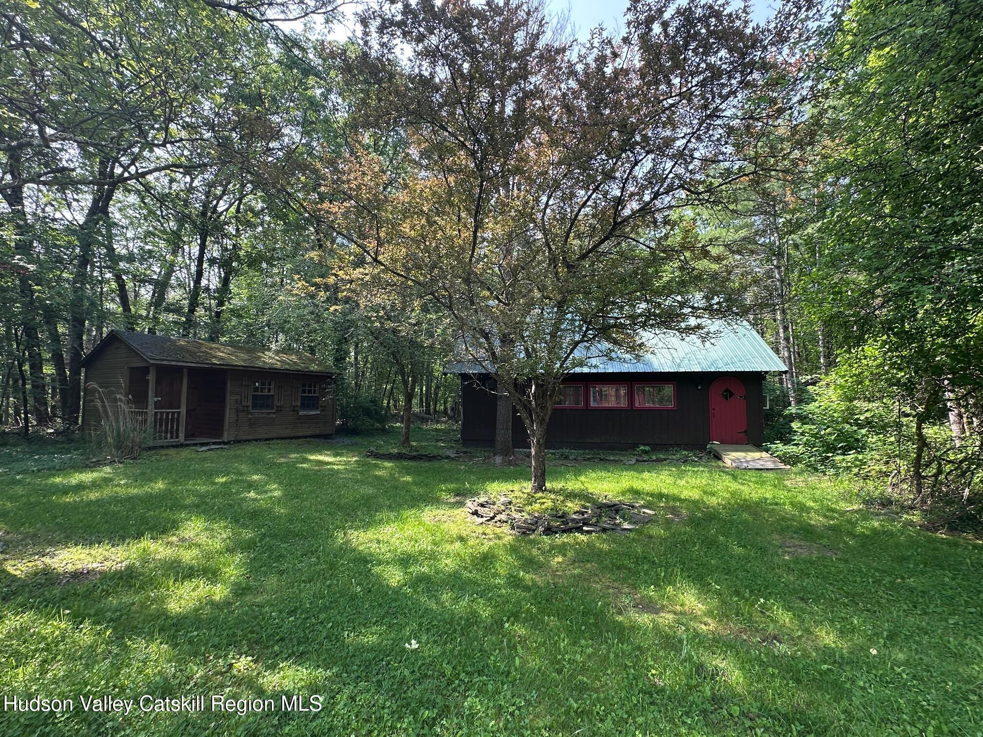 83 West Saugerties Road