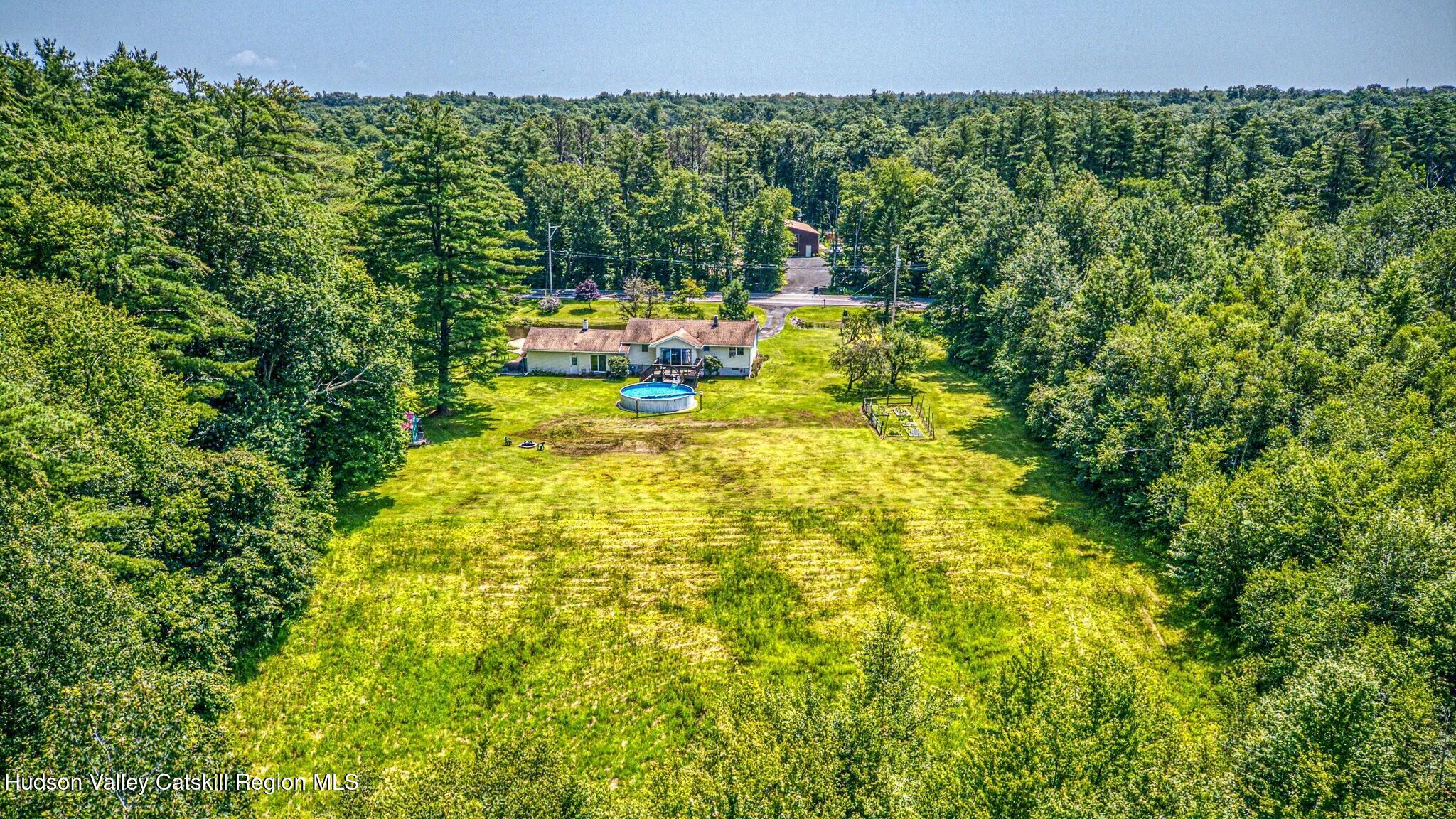 1221 Blue Mountain Road