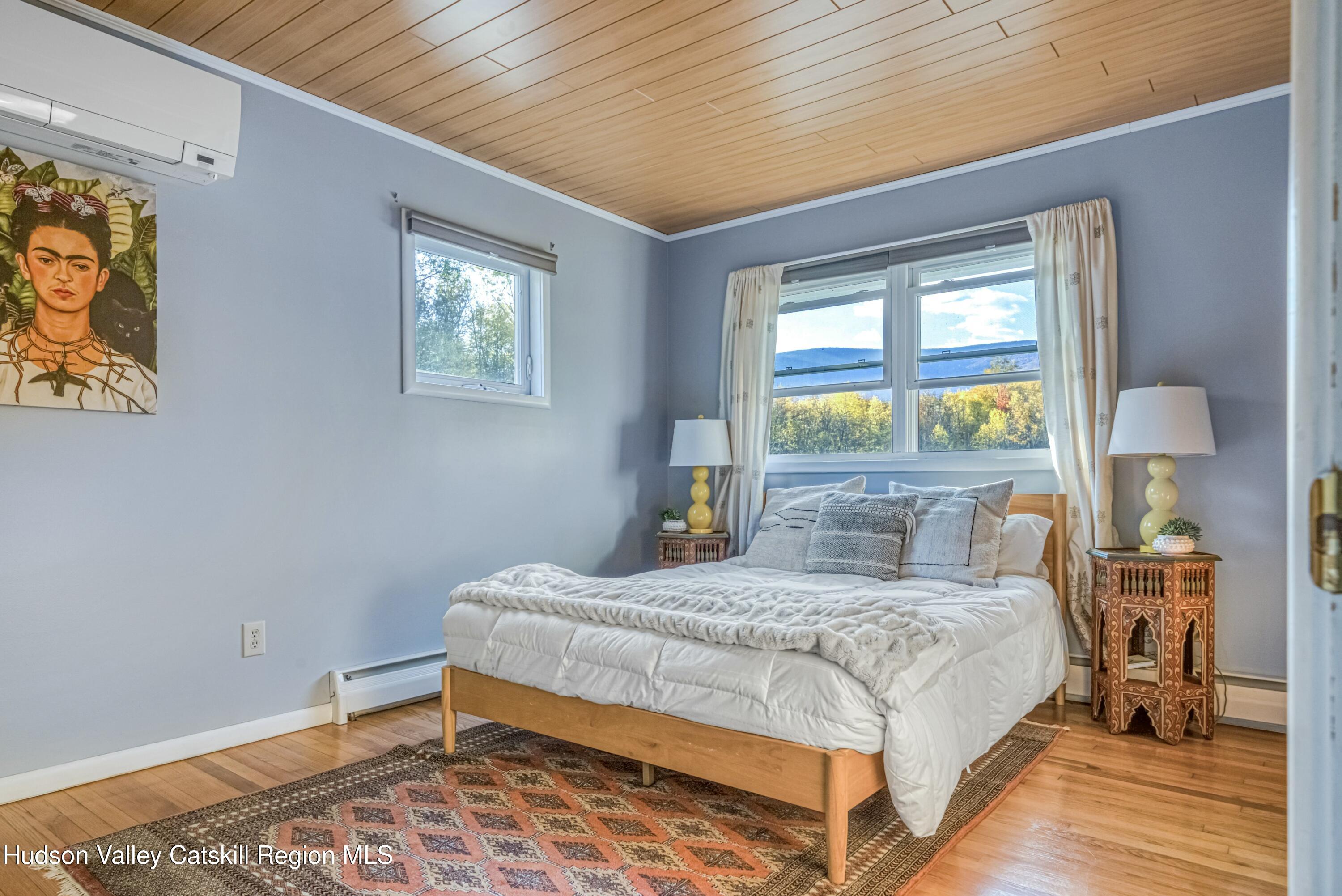 1221 Blue Mountain Road