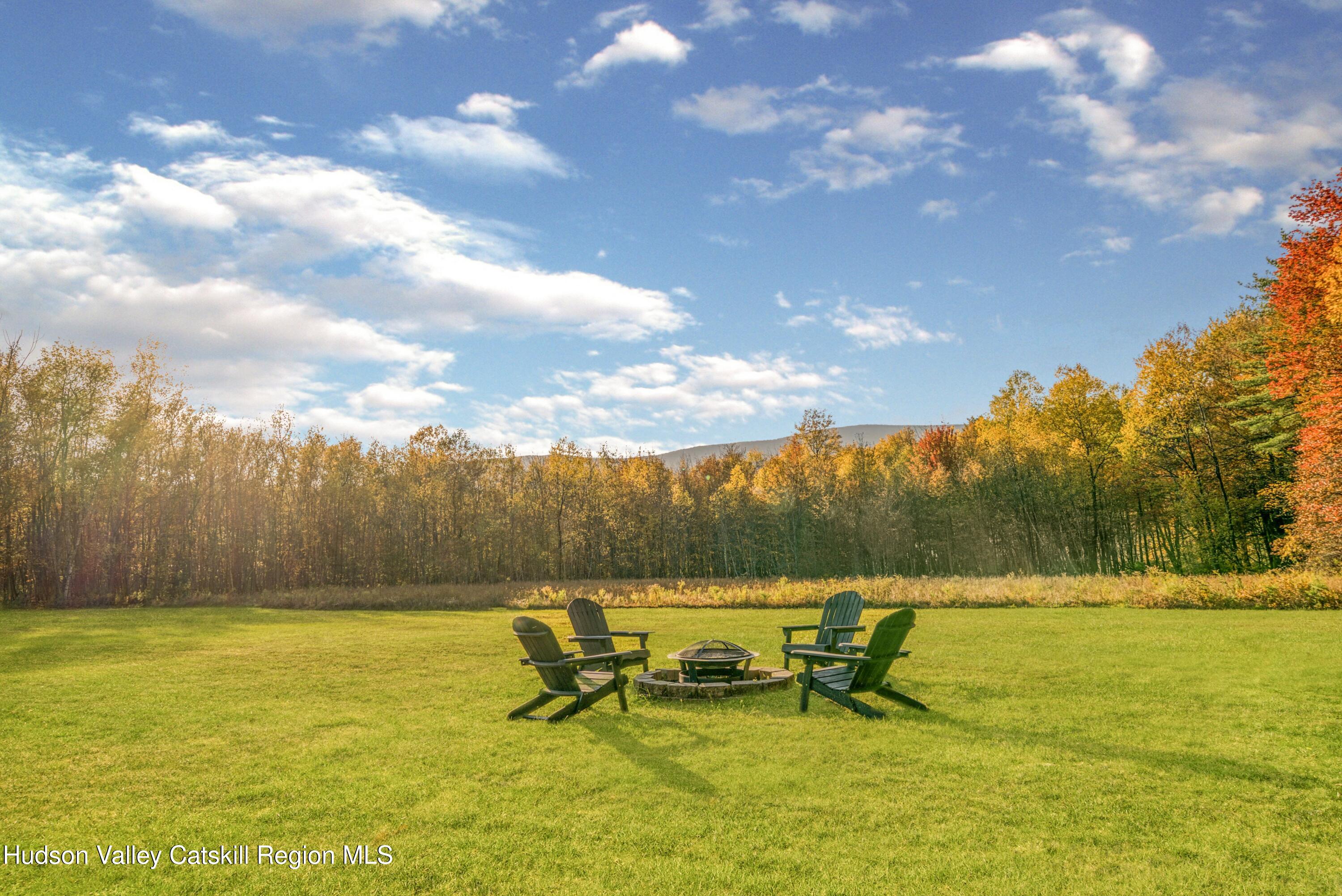 1221 Blue Mountain Road