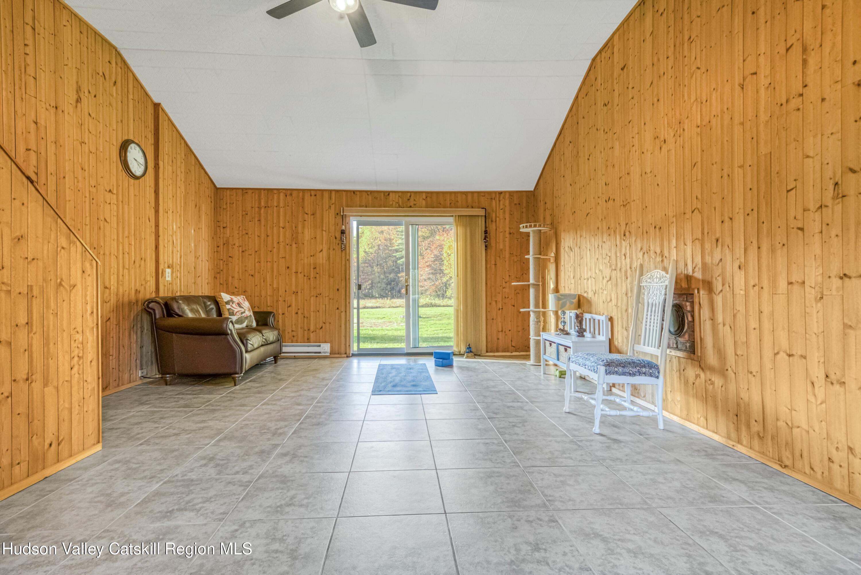 1221 Blue Mountain Road