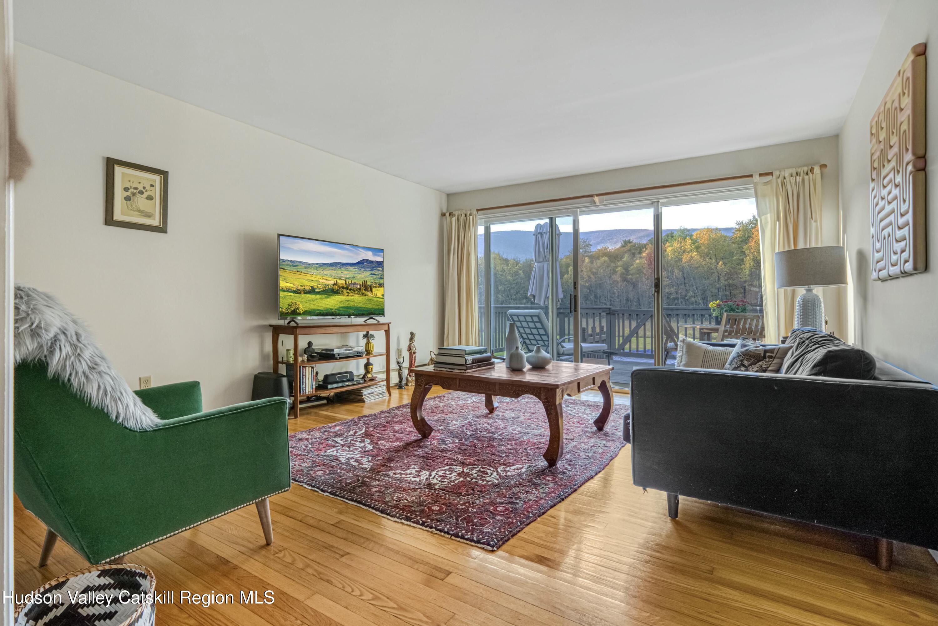 1221 Blue Mountain Road