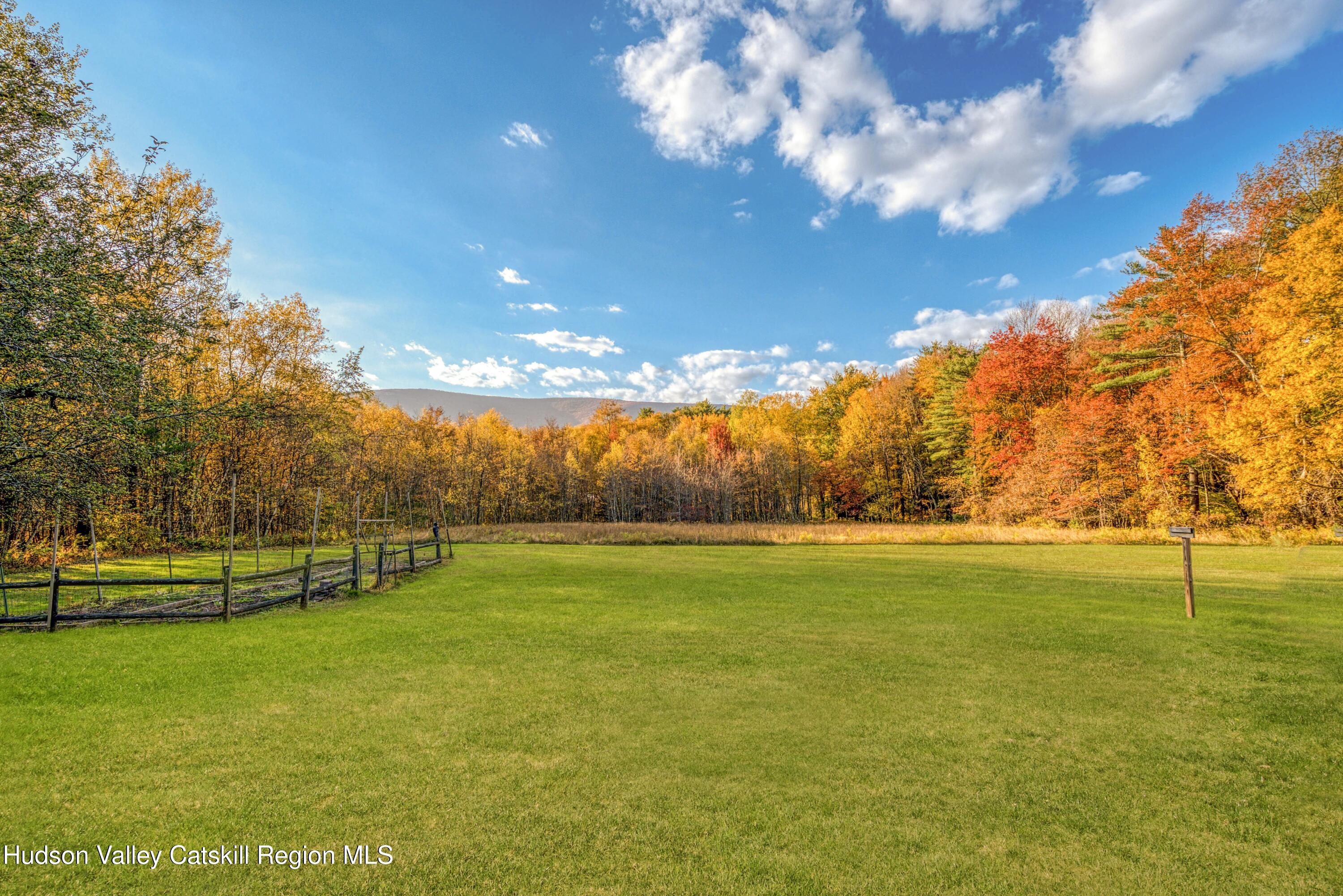 1221 Blue Mountain Road