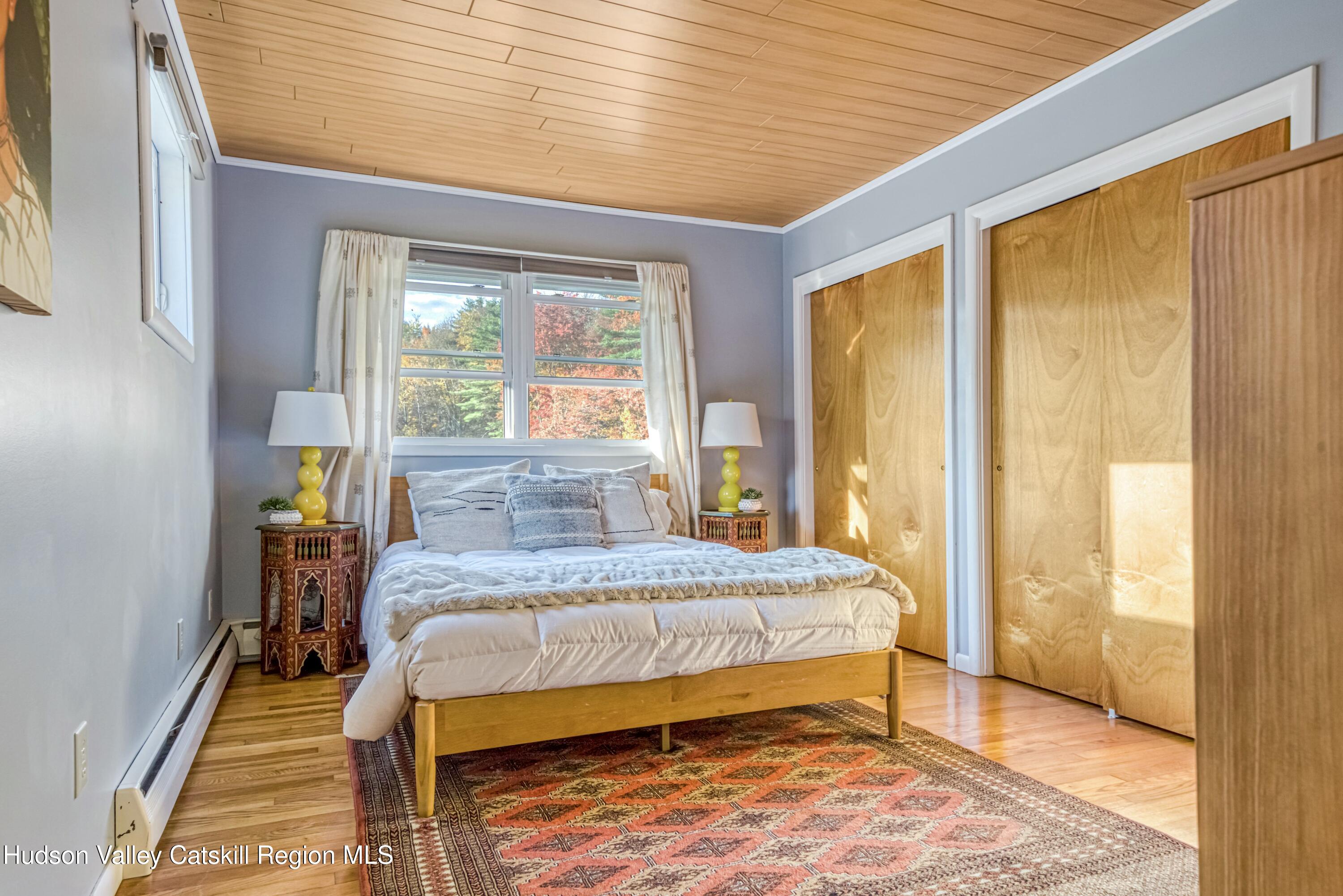 1221 Blue Mountain Road