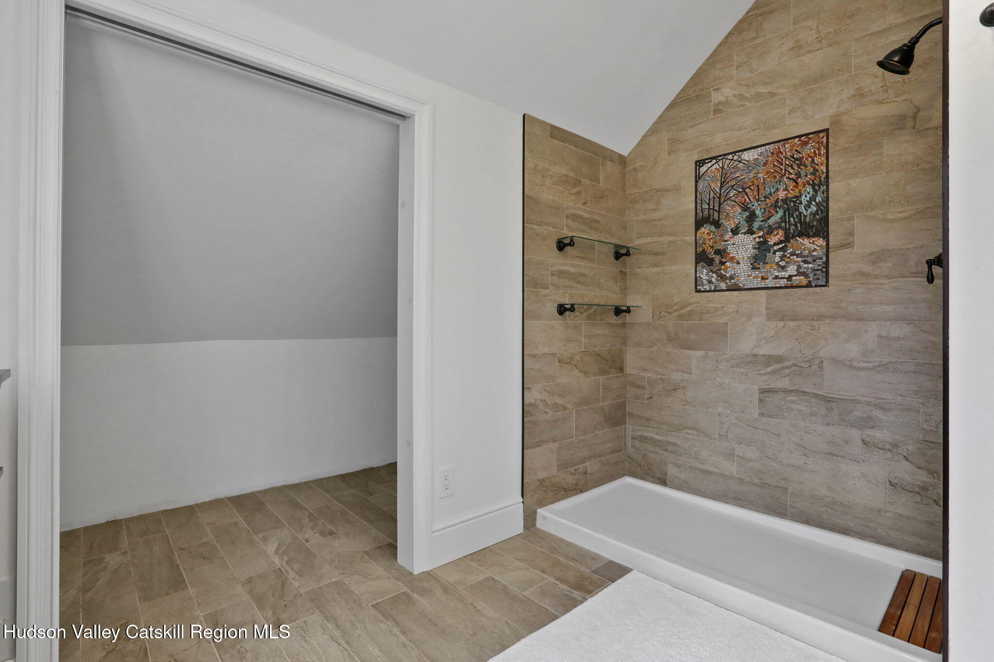 25 Indian Spring Road