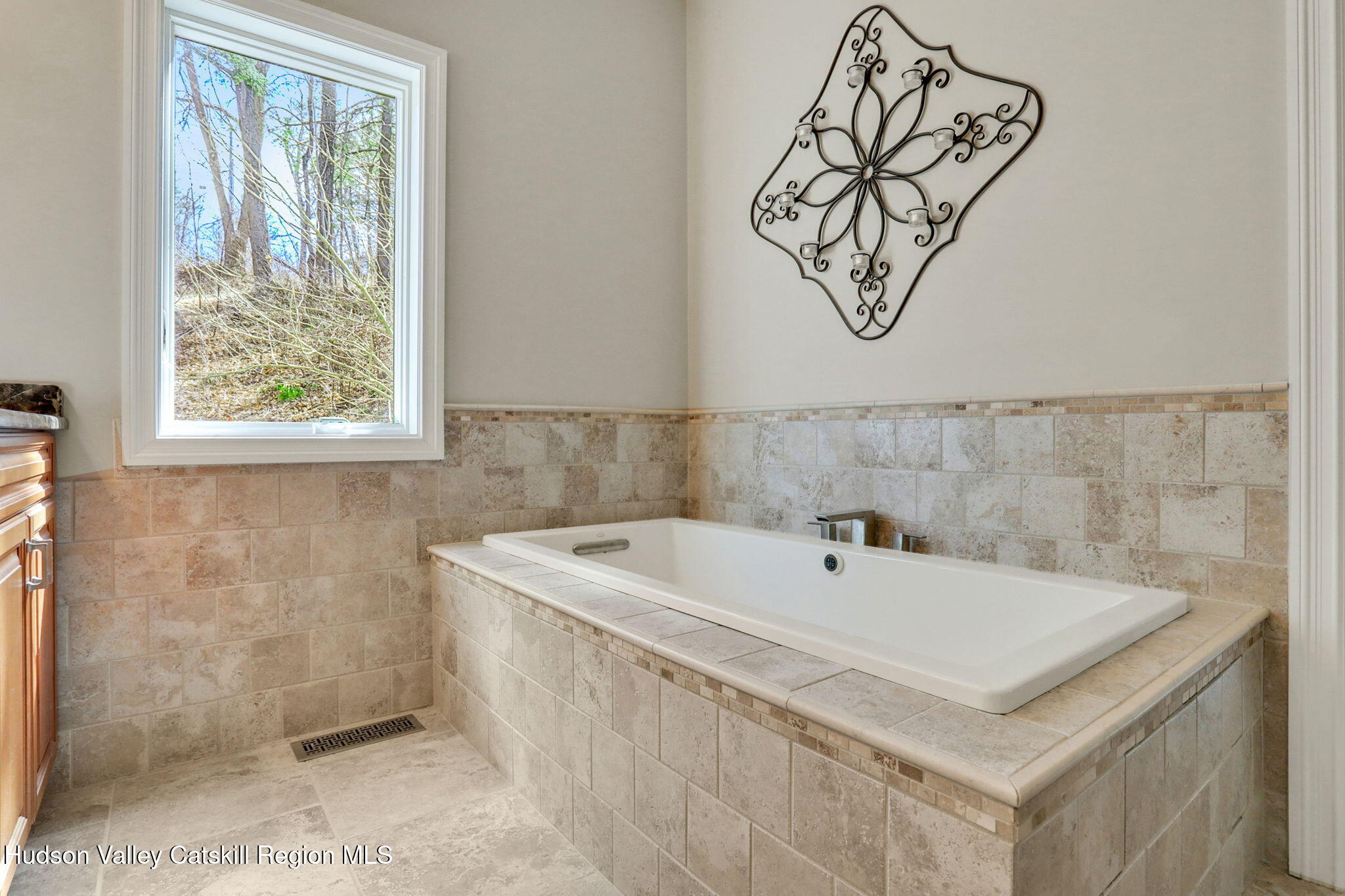 25 Indian Spring Road