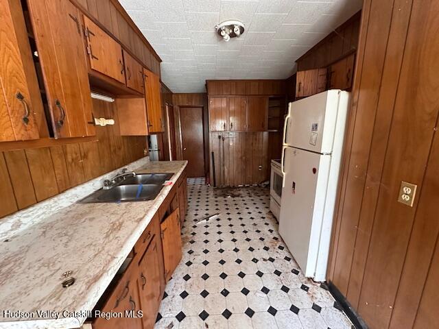 276 Silver Spur Road E