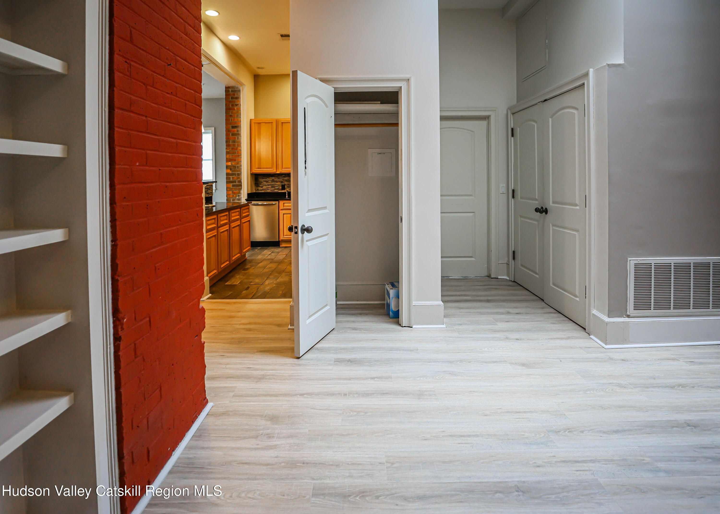 214 West Chestnut, 102