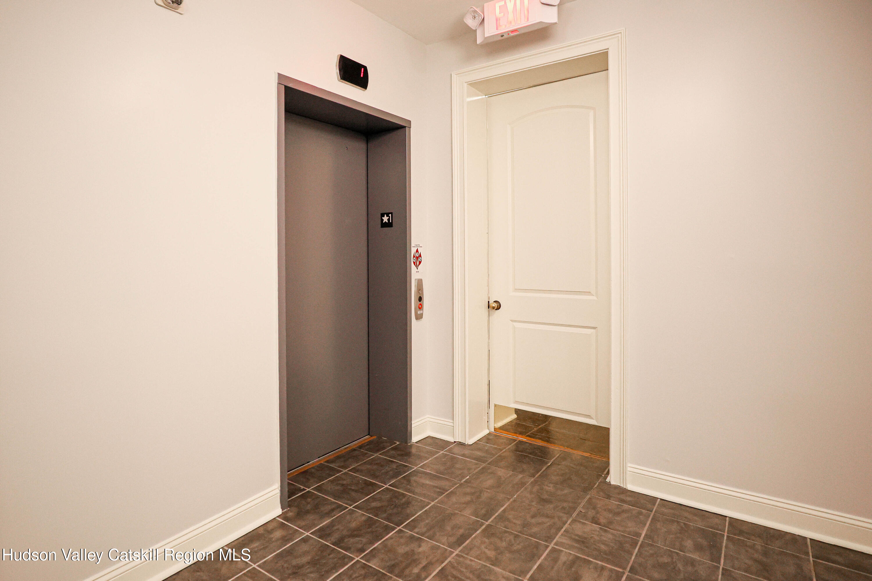 214 West Chestnut, 102