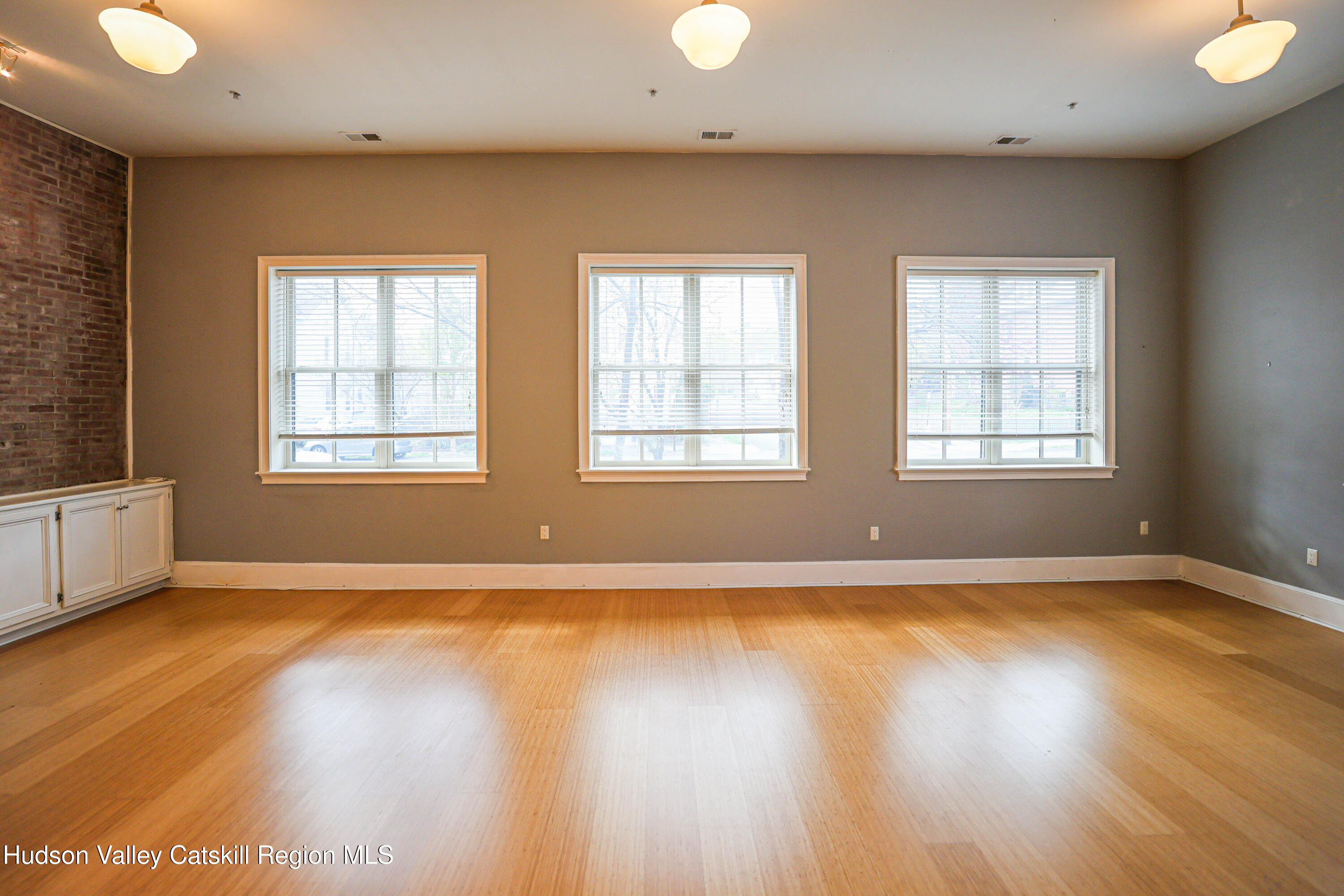 214 West Chestnut, 102