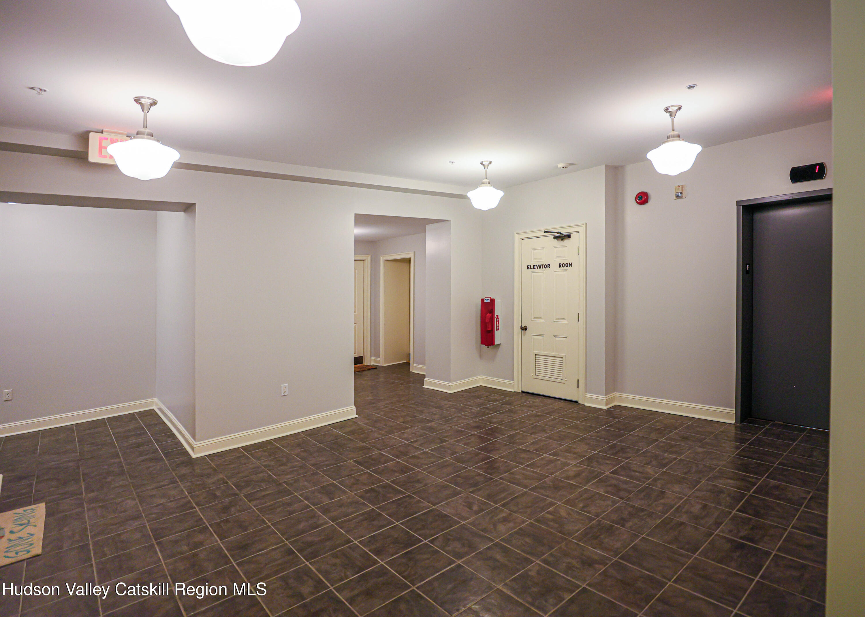 214 West Chestnut, 102