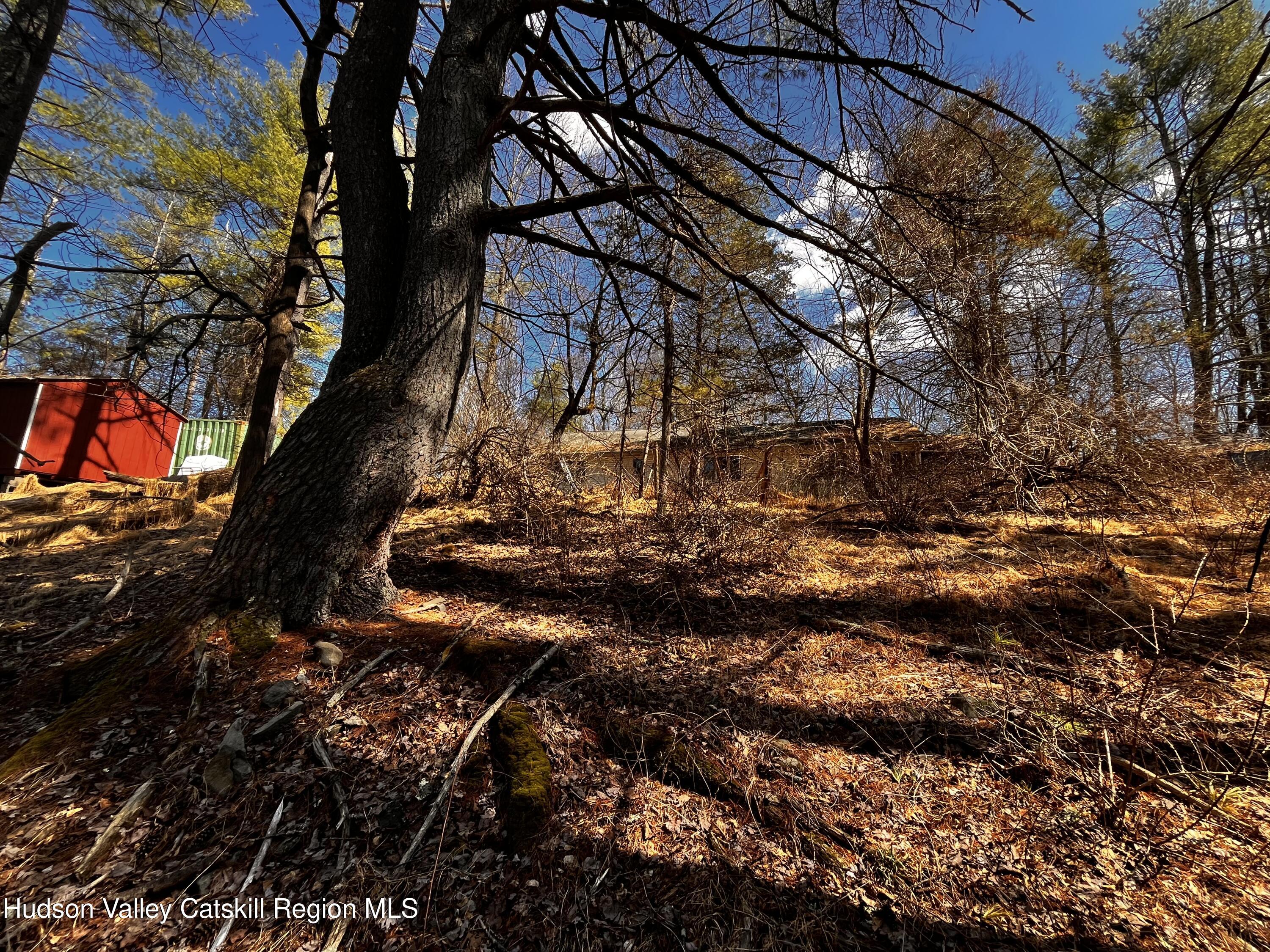 Tbd Glasco Turnpike, between 1171 & 1145