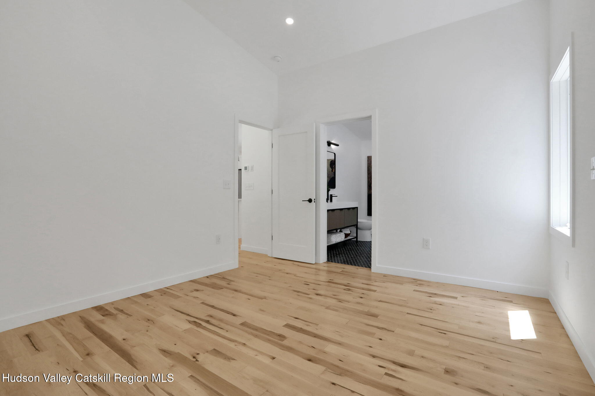 377 Pennsylvania Avenue