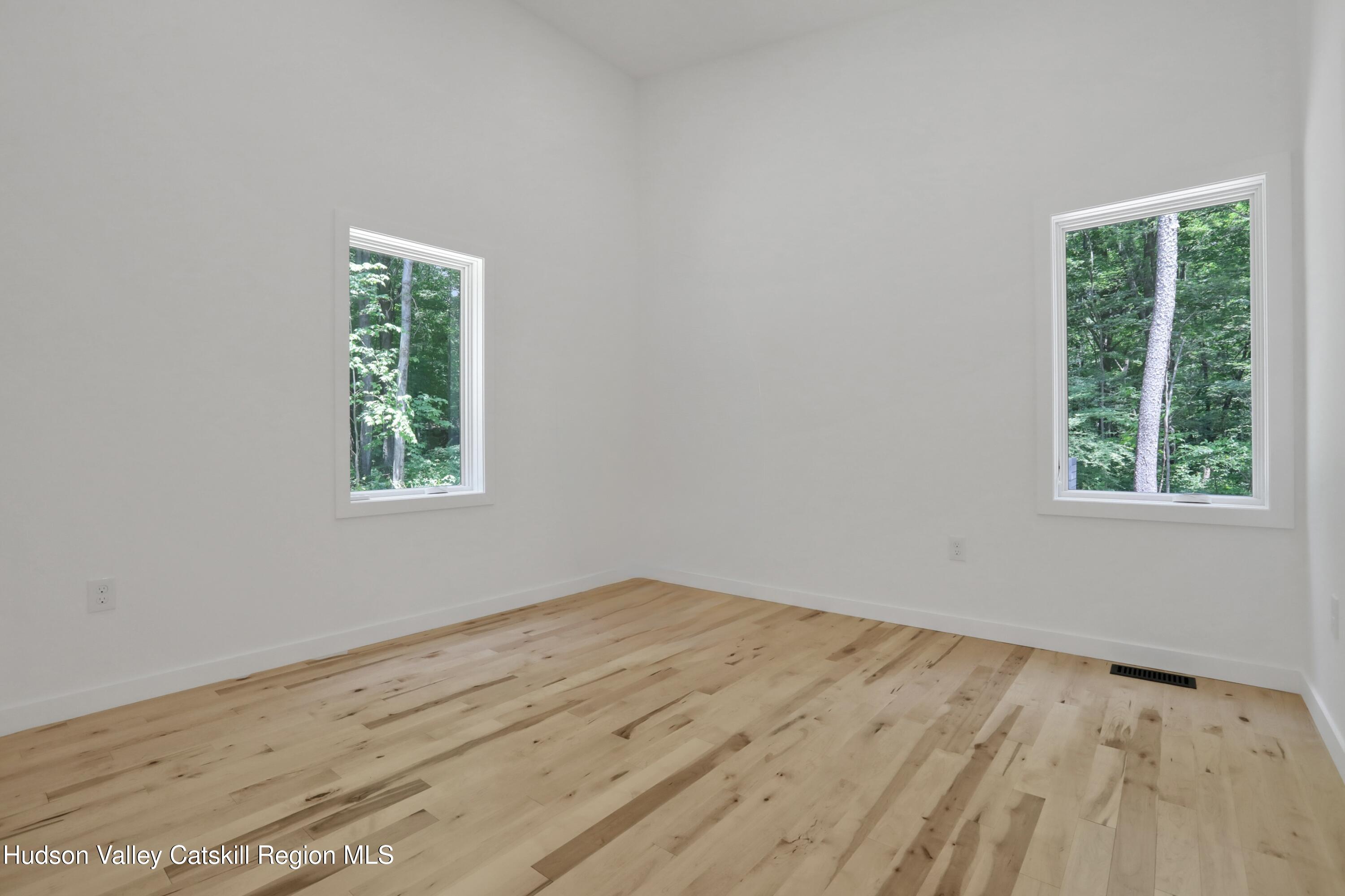 377 Pennsylvania Avenue