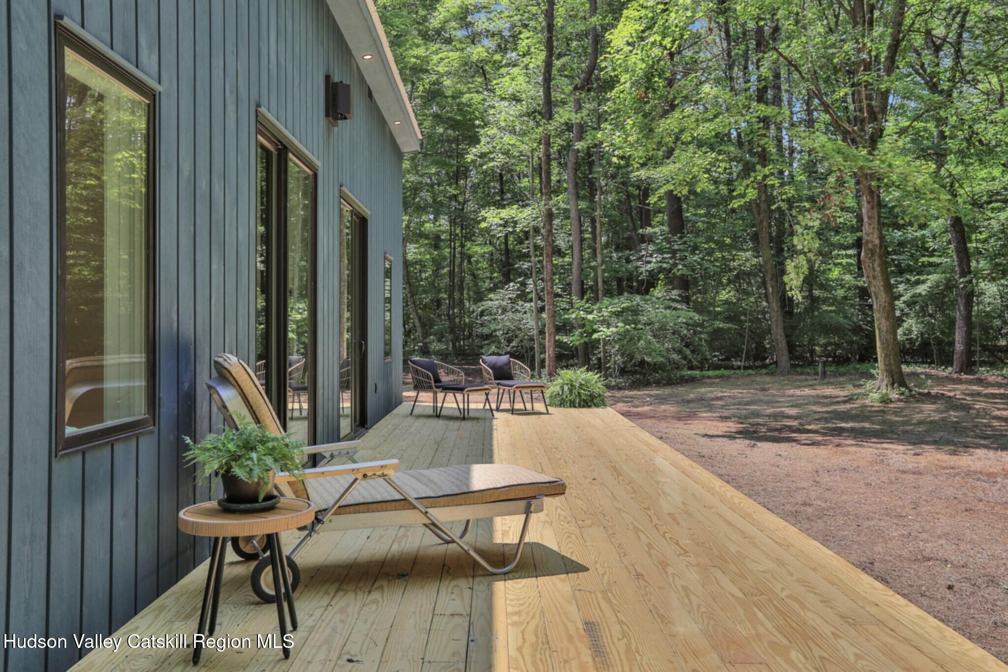 377 Pennsylvania Avenue