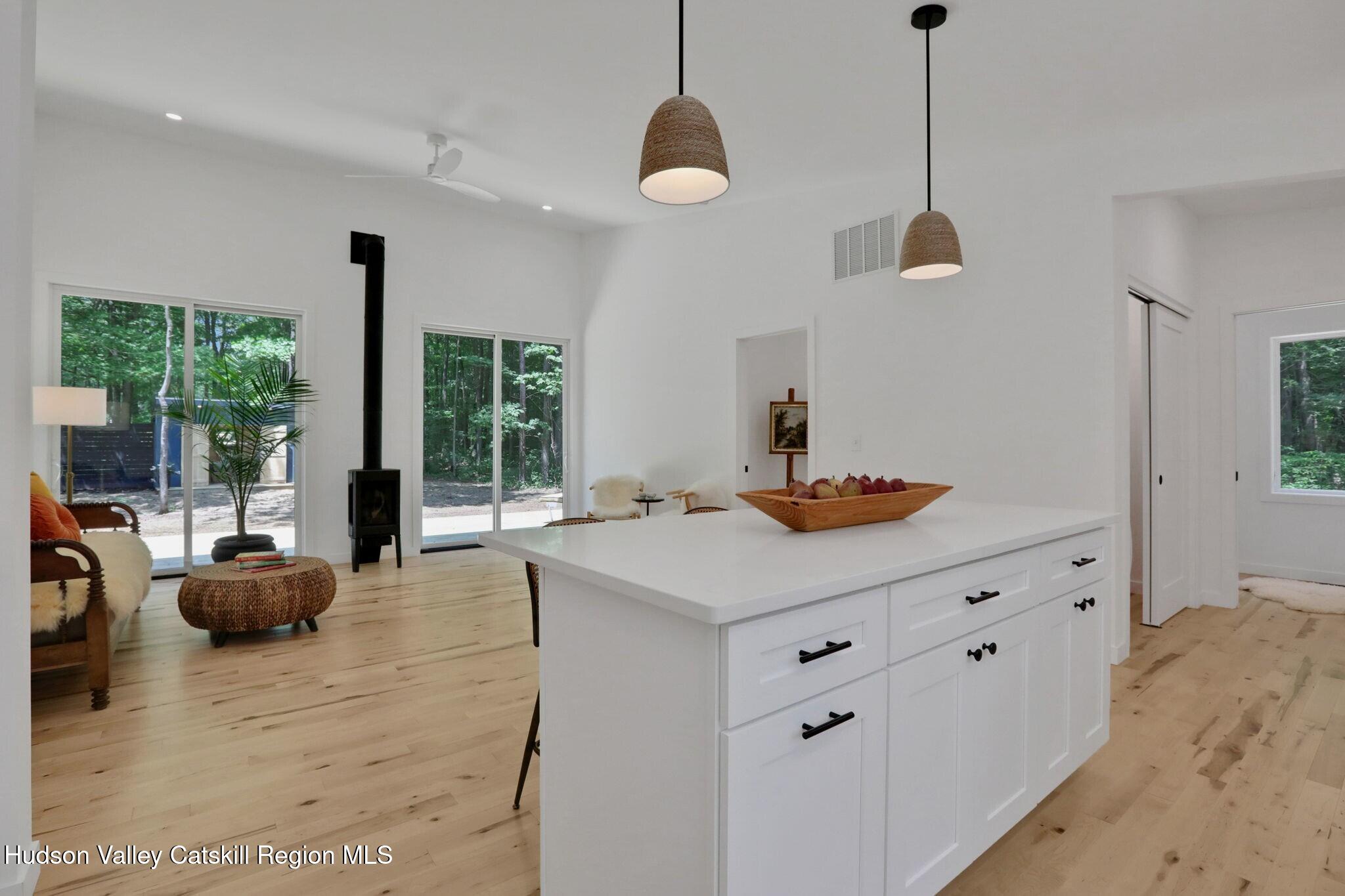 377 Pennsylvania Avenue