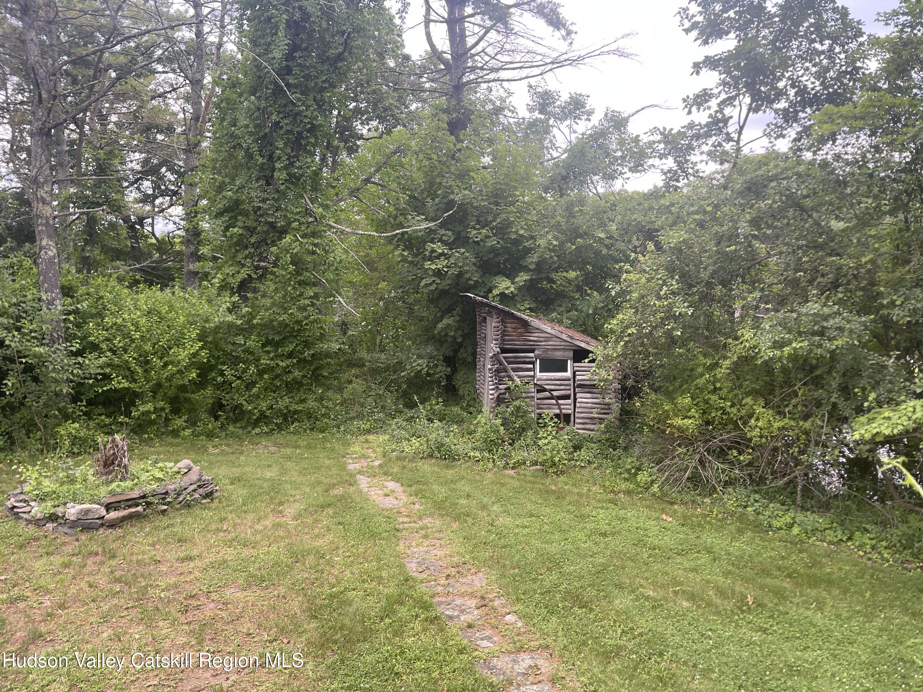 18 Marys Avenue
