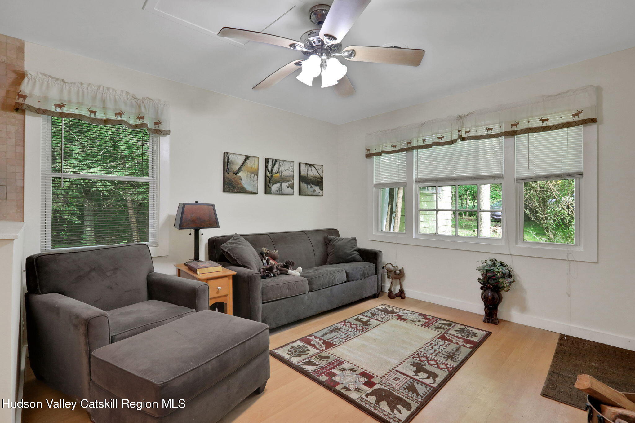 1055 Route 212
