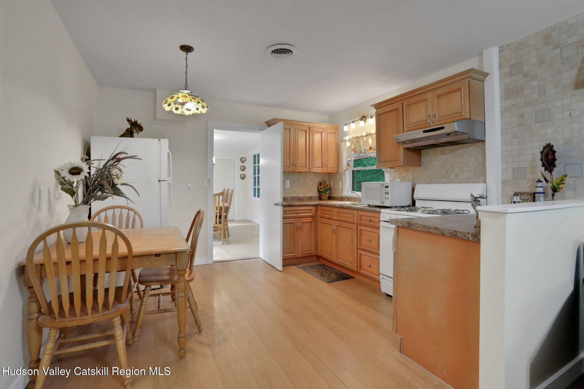 1055 Route 212