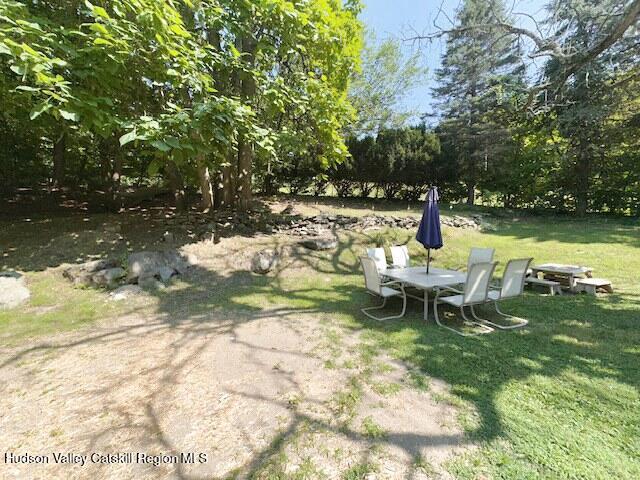 365 Crescent Avenue