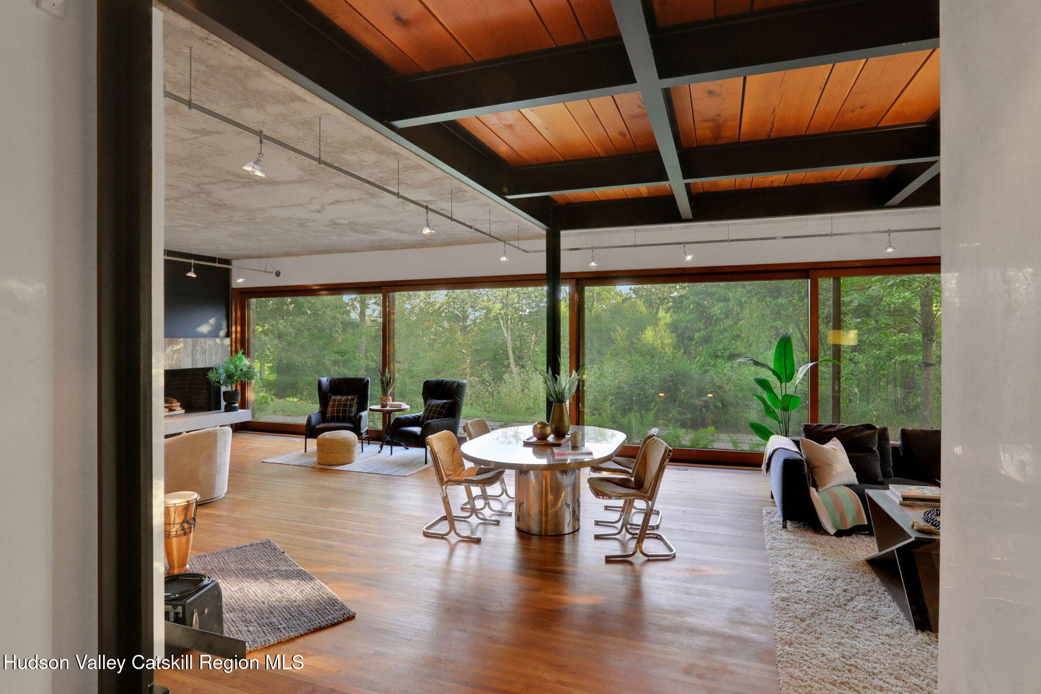 125 Valley View Way