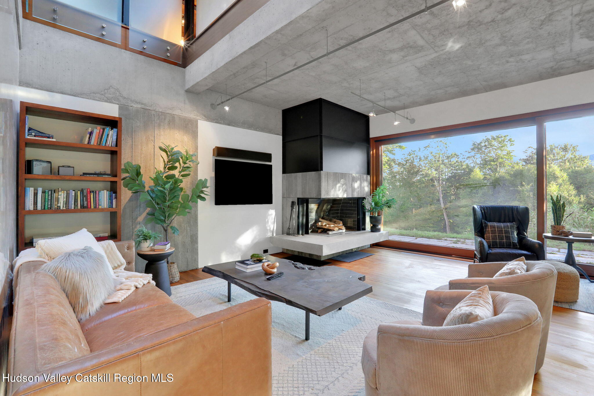125 Valley View Way