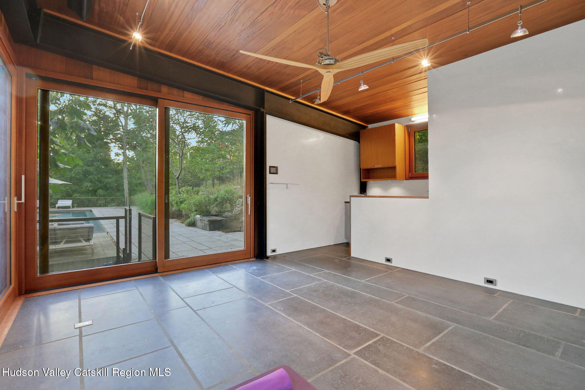 125 Valley View Way