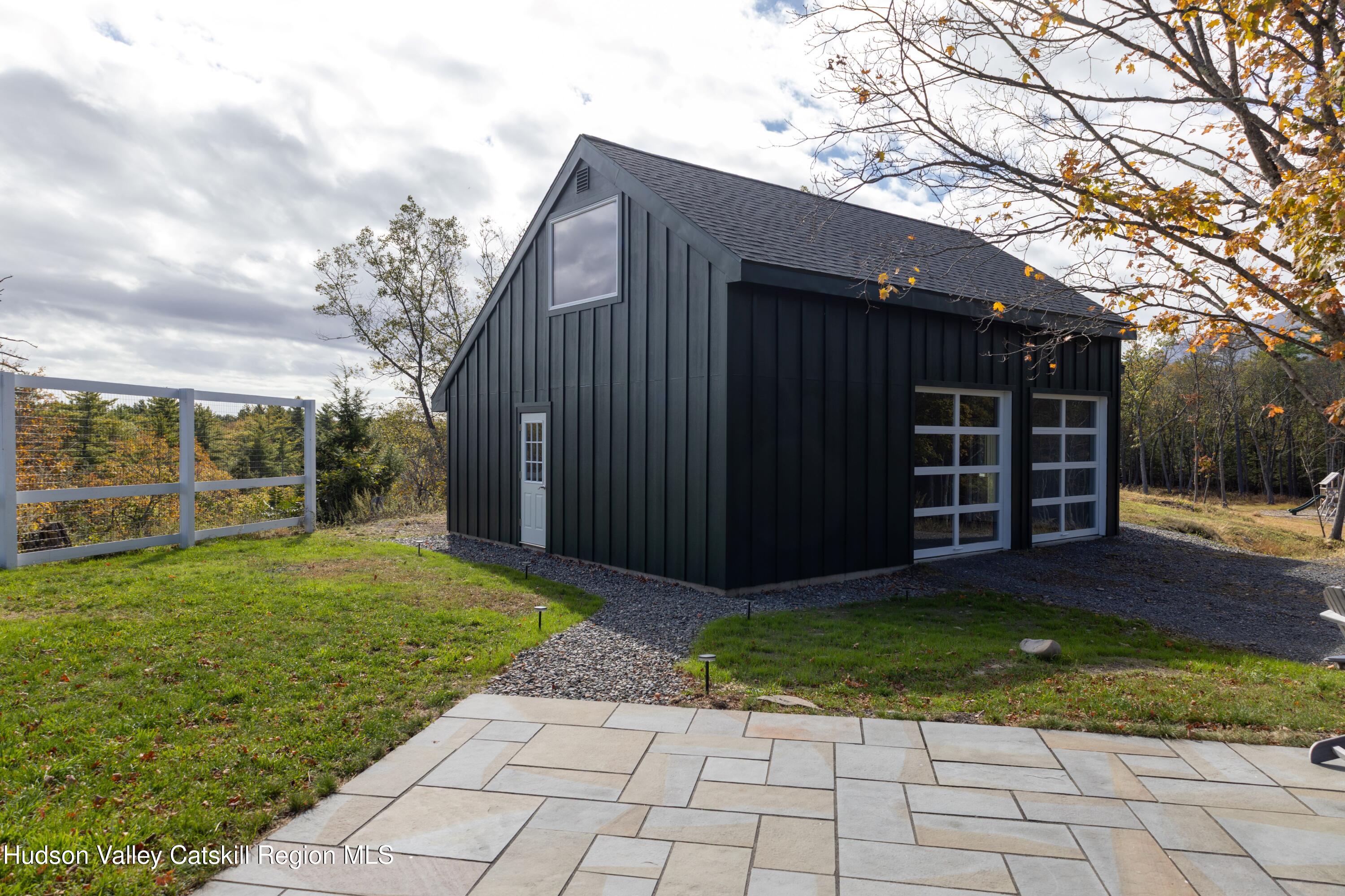 45 Charles Hommel Road