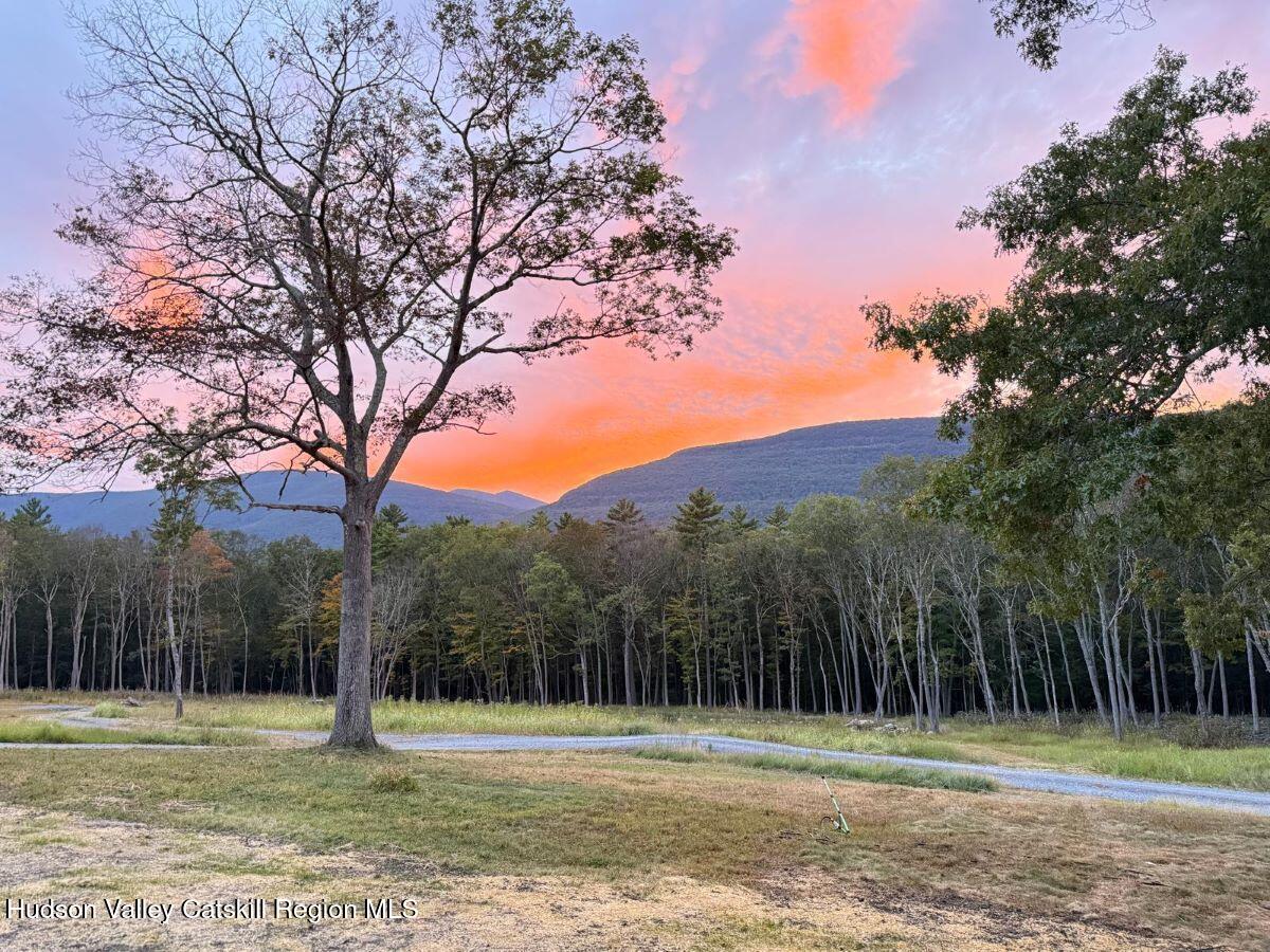 45 Charles Hommel Road
