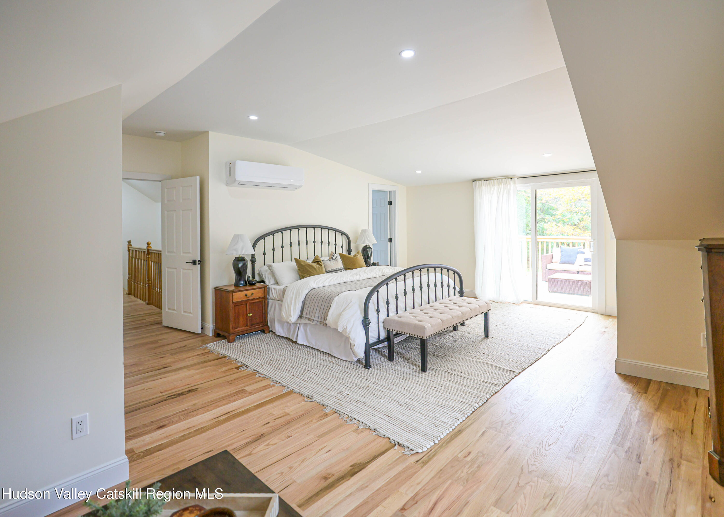 169 W Saugerties Road Road