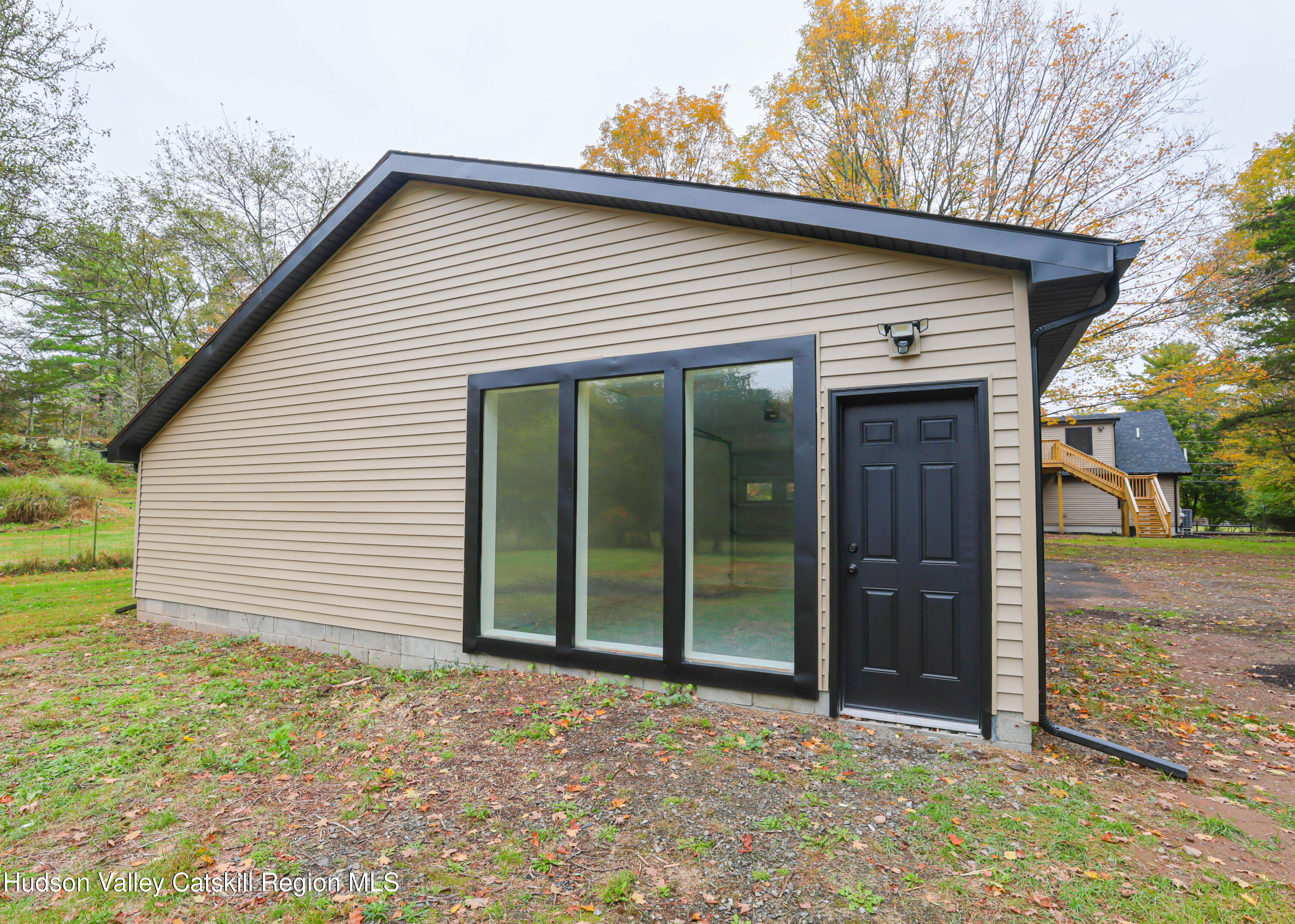 169 W Saugerties Road Road